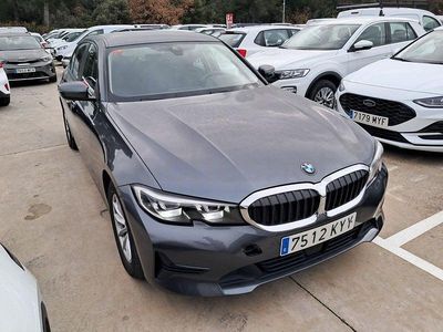 Usado BMW 320 Executive 190 CV (139 kW) 2019 Gris / plata Berlina