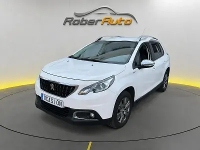 Usado Peugeot 2008 Style 100 CV (73 kW) 2019 Blanco SUV