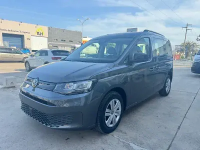Nuevo VW Caddy 150 CV (110 kW) 2026 Gris / plata Monovolumen