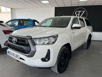 Usado Toyota HiLux Plus 150 CV (110 kW) 2021 Blanco Pickup/Camioneta