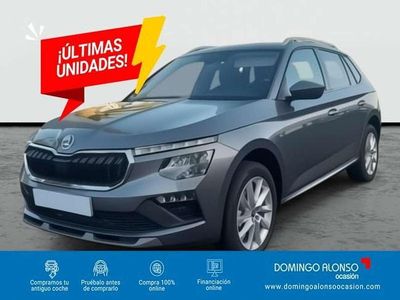 Usado Skoda Kamiq Ambition 110 CV (80 kW) 2023 Gris SUV