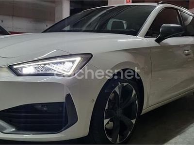 Usado Cupra Leon 150 CV (110 kW) 2023 Blanco Familiar