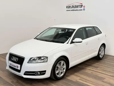 Usado Audi A3 Sportback Ambition 140 CV (102 kW) 2012 Blanco Utilitario