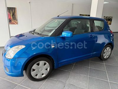 Usado Suzuki Swift GL 69 CV (50 kW) 2006 Azul Berlina