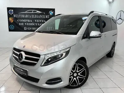 Usado Mercedes V250 Exclusive 204 CV (150 kW) 2018 Gris / plata Monovolumen