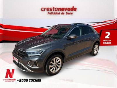 Usado VW T-Roc Life 116 CV (85 kW) 2022 Gris / plata SUV