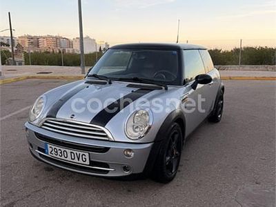 Usado Mini Cooper 116 CV (85 kW) 2006 Gris / plata Utilitario