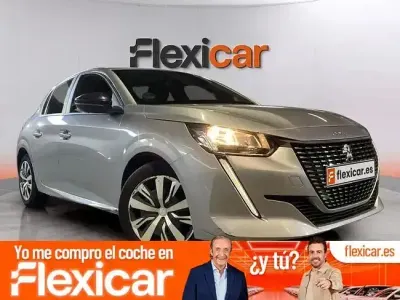 Usado Peugeot 208 Active 100 CV (73 kW) 2023 Gris Utilitario