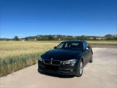 Usado BMW 318 150 CV (110 kW) 2017 Negro Berlina