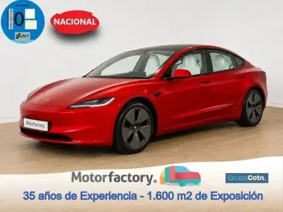 Usado Tesla Model 3 366 kW (498 CV) 2023 Rojo Berlina