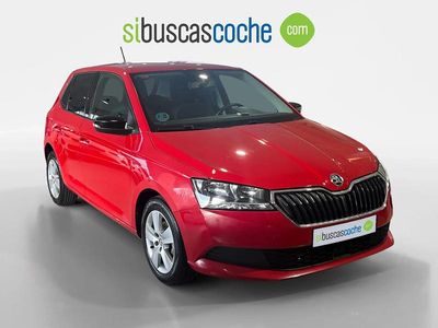 Usado Skoda Fabia Ambition 95 CV (69 kW) 2019 Rojo
