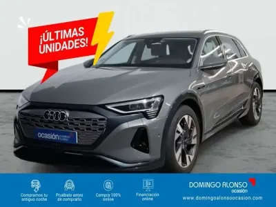Usado Audi Q8 e-tron Sport 250 kW (340 CV) 2026 Gris SUV