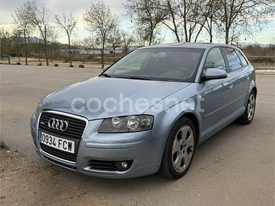 Usado Audi A3 Ambiente 140 CV (102 kW) 2006 Azul Utilitario