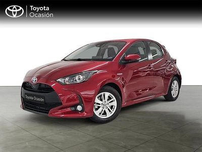 Rojo Usado 2021 Toyota Yaris Active | 17.890 € (Precio justo)