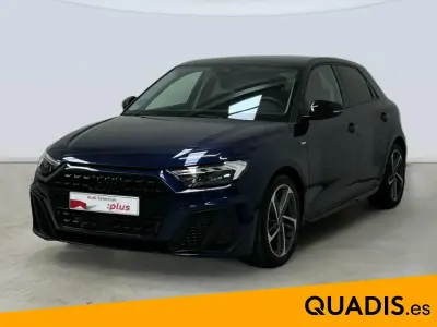 Usado Audi A1 Black Edition 116 CV (85 kW) 2025 Azul SUV