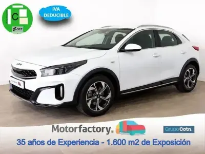 Usado Kia XCeed 101 HP (74 kW) 2024 Branco SUV