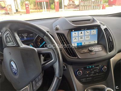 Gris / plata Usado 2017 Ford Kuga Business Edition SUV | 10.000 € (Precio justo)