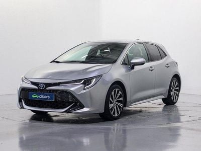 Usado Toyota Corolla Edition 140 CV (102 kW) 2023 Gris / plata Berlina