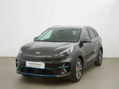 Usado Kia e-Niro 150 kW (204 CV) 2021 Gris SUV