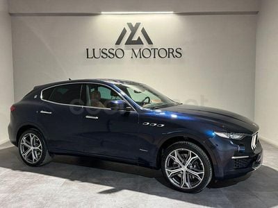 Usado Maserati Levante GranLusso 430 CV (316 kW) 2019 Azul SUV