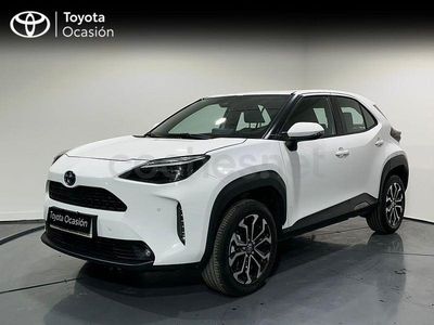 Usado Toyota Yaris Cross Active 116 CV (85 kW) 2022 Blanco SUV
