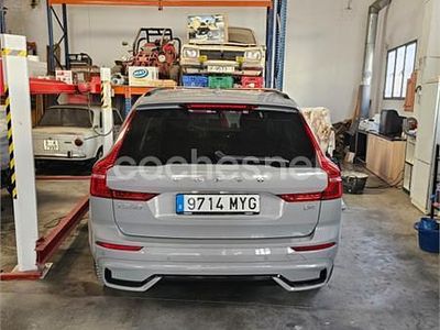 Gris / plata Usado 2023 Volvo XC60 Plus SUV | 37.000 € (Precio justo)