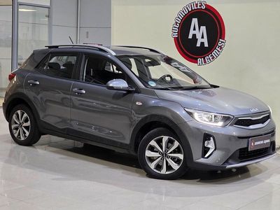 Gris Usado 2023 Kia Stonic SUV | 14.900 € (Precio justo)