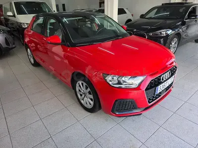 Usado Audi A1 Sportback Advanced Plus 95 CV (69 kW) 2021 Rojo Utilitario