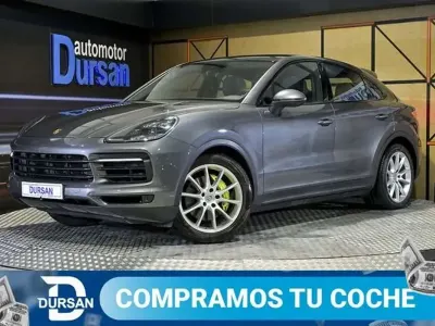 Usado Porsche Cayenne E-Hybrid 468 CV (344 kW) 2021 Gris SUV