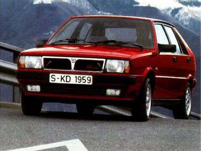 Rojo Usado 1991 Lancia Delta Utilitario | 89.900 €