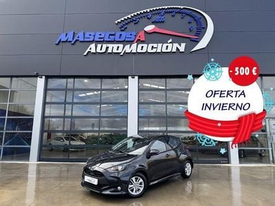 Negro Usado 2022 Toyota Yaris Active Berlina | 16.990 € (Buen precio)