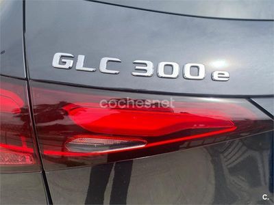 Mercedes GLC300e