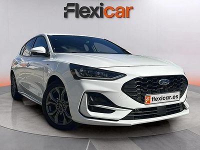 Usado Ford Focus Active 125 CV (91 kW) 2022 Blanco Berlina