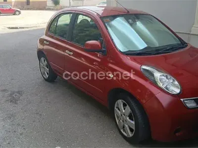 Usado Nissan Micra Visia 80 CV (58 kW) 2010 Rojo Utilitario