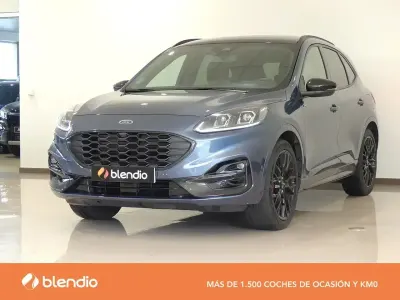 Usado Ford Kuga ST-Line X 190 CV (139 kW) 2023 Azul SUV