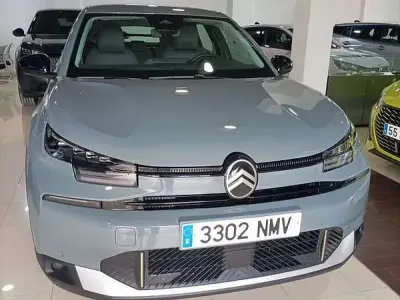 Nuevo Citroën C4 Business Class 145 CV (106 kW) 2026 Verde SUV
