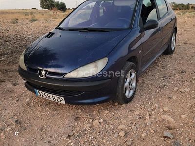 Azul Usado 2002 Peugeot 206 Berlina | 1300 € (Precio justo)