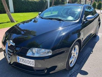 Negro Usado 2005 Alfa Romeo GT Distinctive Coupe | 3500 € (Precio justo)