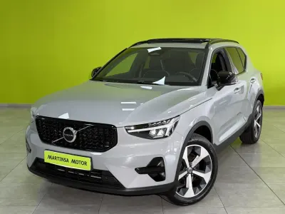 Begagnad Volvo XC40 Ultra 197 HK (144 kW) 2024 Grå SUV