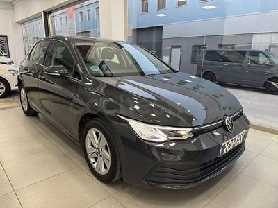 Usado VW Golf VIII 110 CV (80 kW) 2021 Gris / plata Berlina