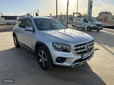 Mercedes GLB200