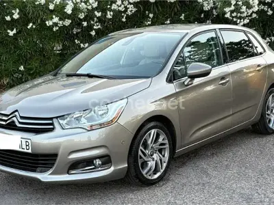 Usado Citroën C4 112 CV (82 kW) 2012 Marrón Berlina