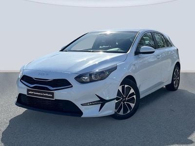 Usado Kia Ceed 101 CV (74 kW) 2025 Blanco Utilitario
