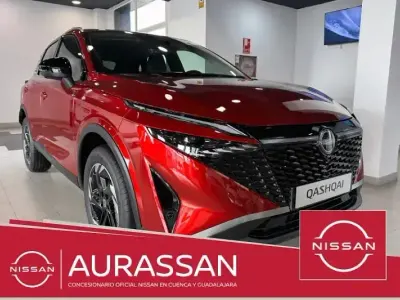 Ny Nissan Qashqai N-Connecta 140 HK (102 kW) 2026 Röd SUV