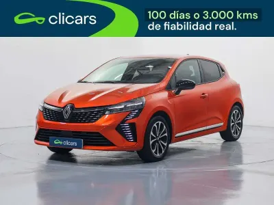 Usado Renault Clio V Techno 143 CV (105 kW) 2024 Naranja Berlina