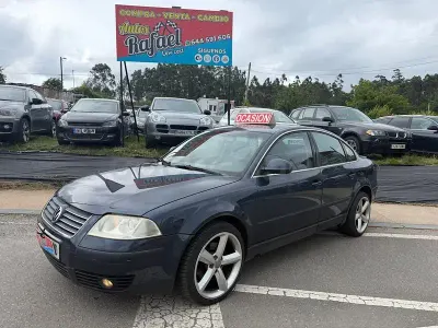 Usado VW Passat Edition 130 CV (95 kW) 2004 Gris / plata Berlina