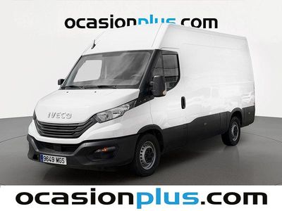 Usado Iveco Daily 156 CV (114 kW) 2023 Blanco Familiar