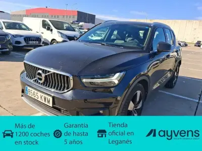 Käytetty Volvo XC40 Inscription 150 HP (110 kW) 2019 Musta Katumaasturi