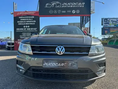Usado VW Tiguan Edition 150 HP (110 kW) 2020 Cinzento SUV