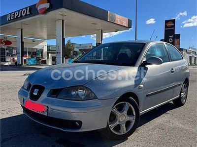 Azul Usado 2005 Seat Ibiza Sport Berlina | 4950 € (Un poco caro)